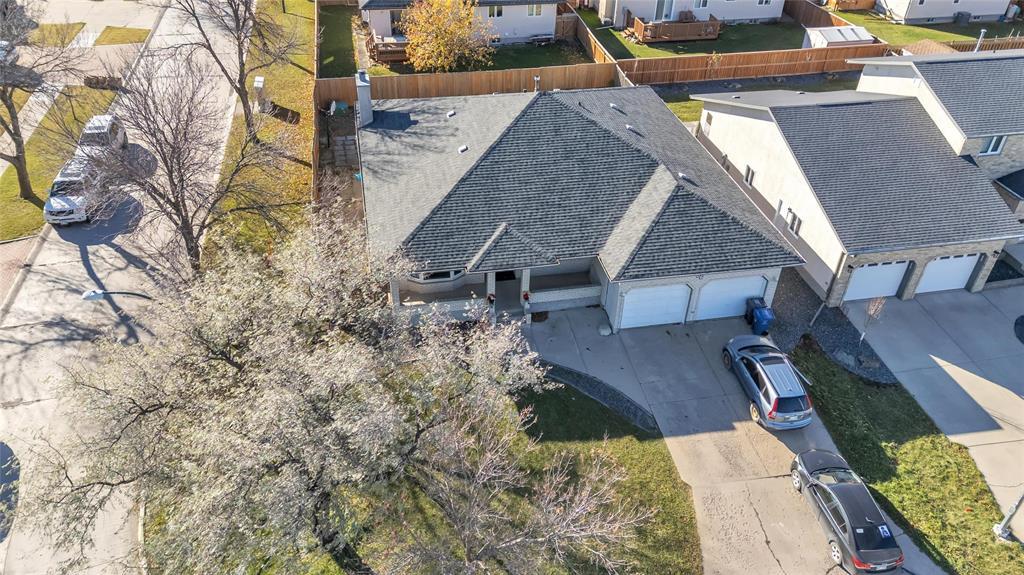 66 Stardust Crescent, Winnipeg, Manitoba  R2P 2H5 - Photo 27 - 202527877