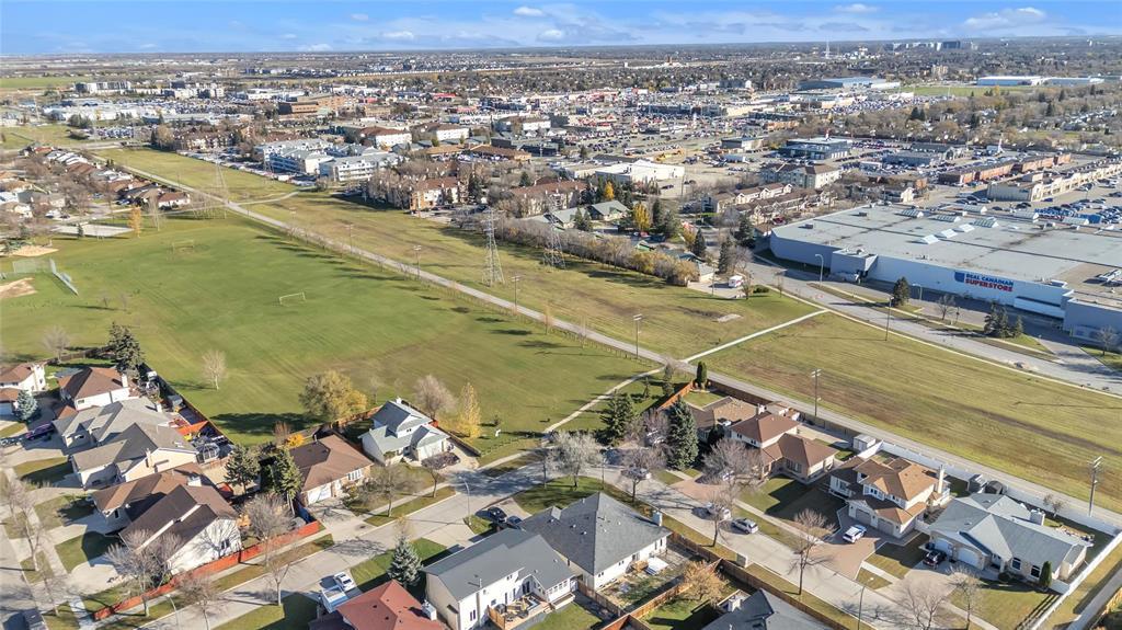 66 Stardust Crescent, Winnipeg, Manitoba  R2P 2H5 - Photo 30 - 202527877