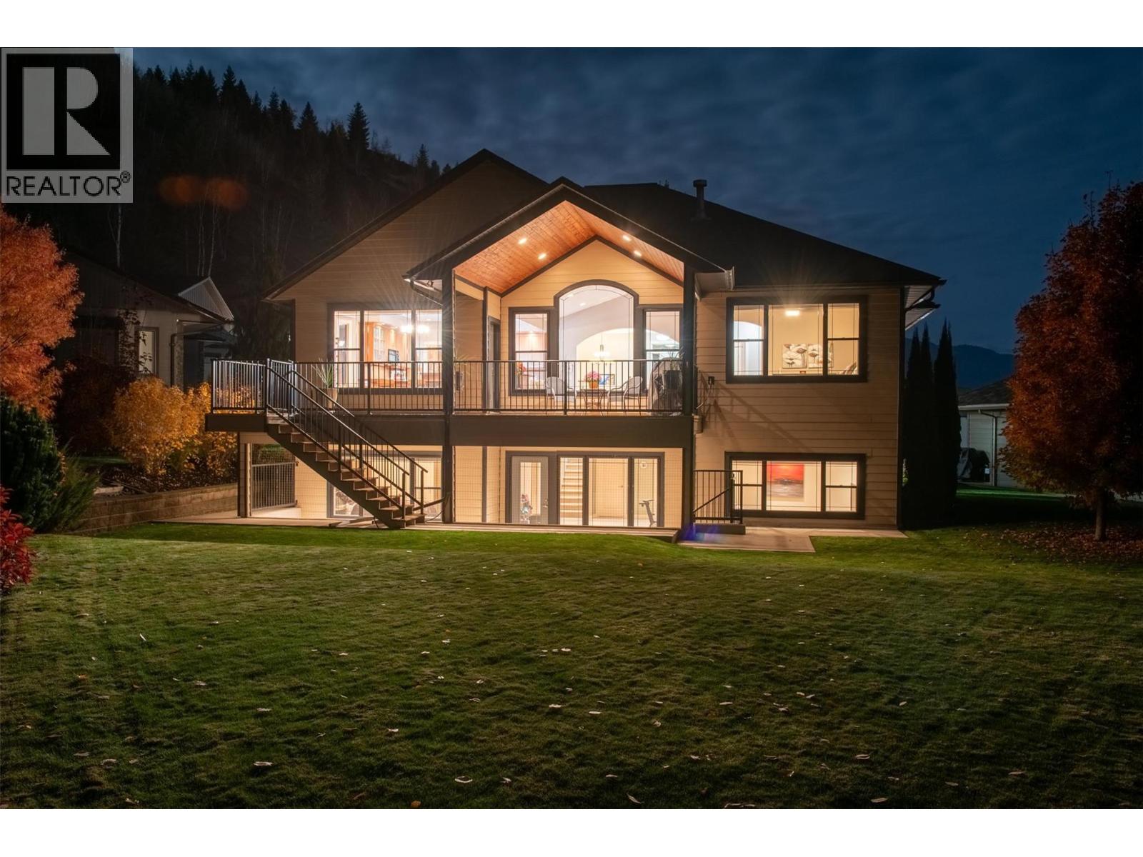 7912 Birchwood Drive, Trail, British Columbia  V1R 4Y4 - Photo 60 - 10366459