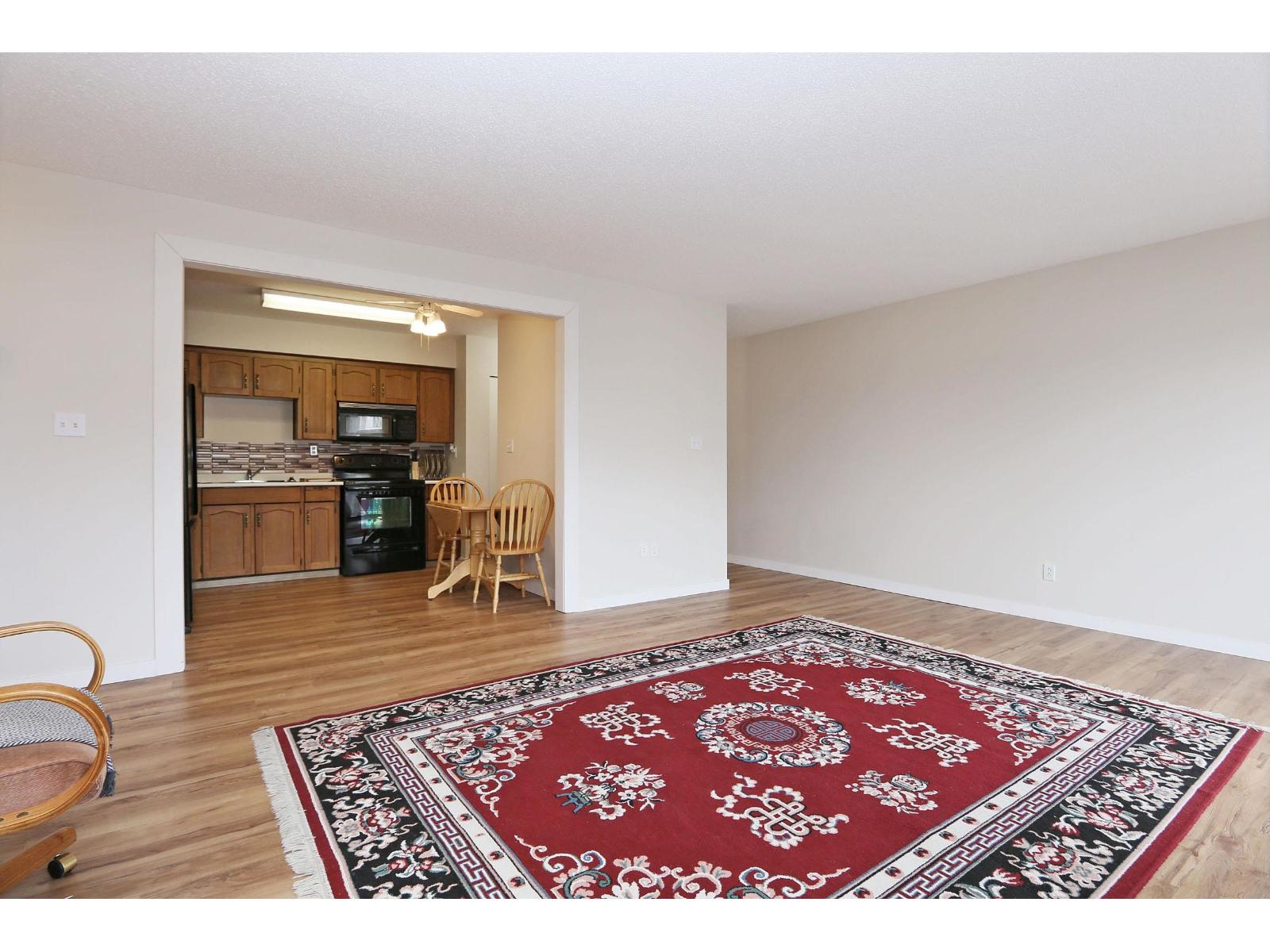 201 9417 Nowell Street, Chilliwack Downtown, Chilliwack, British Columbia  V2P 7M4 - Photo 5 - R3064991