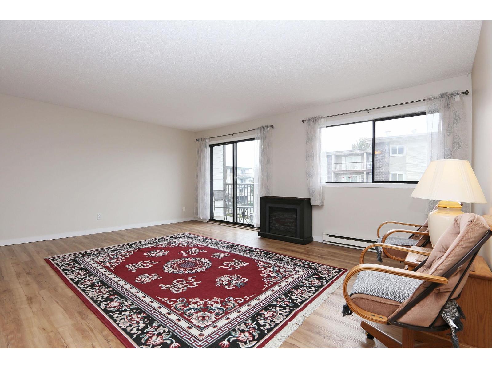 201 9417 Nowell Street, Chilliwack Downtown, Chilliwack, British Columbia  V2P 7M4 - Photo 3 - R3064991