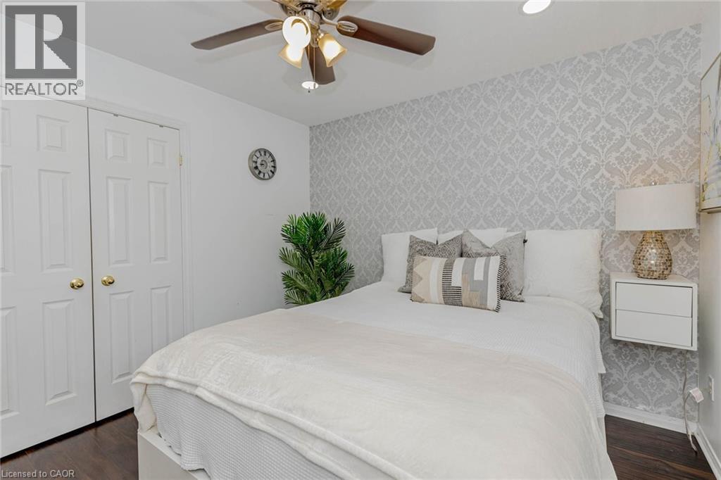 32 Vineberg Drive, Hamilton, Ontario  L9B 2P6 - Photo 26 - 40785457