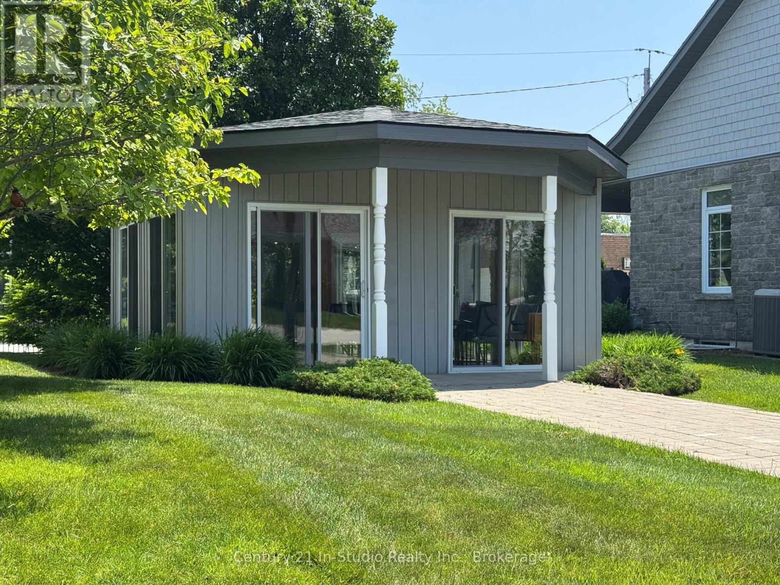 11 - 190 Morpeth Street, Saugeen Shores, Ontario  N0H 2L0 - Photo 38 - X12512752