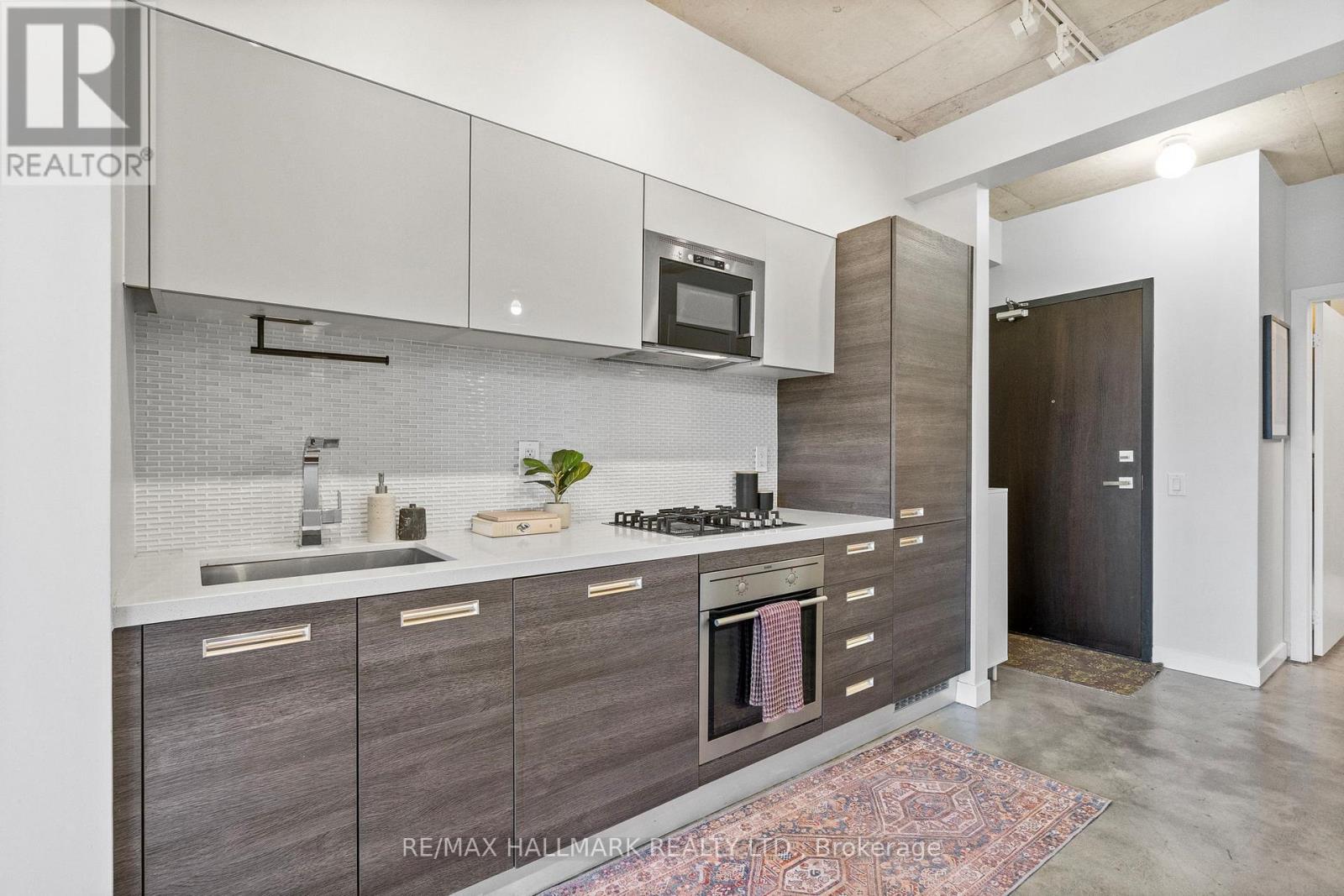 207 - 1239 Dundas Street W, Toronto, Ontario  M6J 1X6 - Photo 14 - C12512606