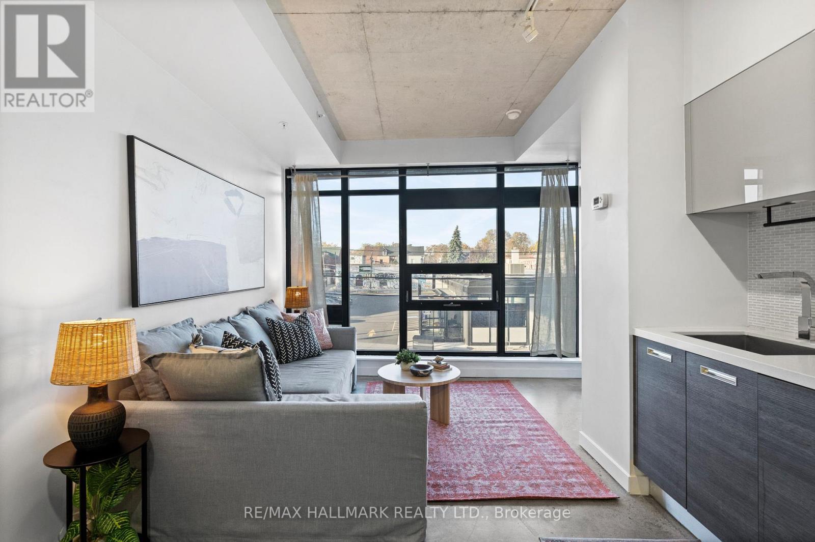 207 - 1239 Dundas Street W, Toronto, Ontario  M6J 1X6 - Photo 5 - C12512606