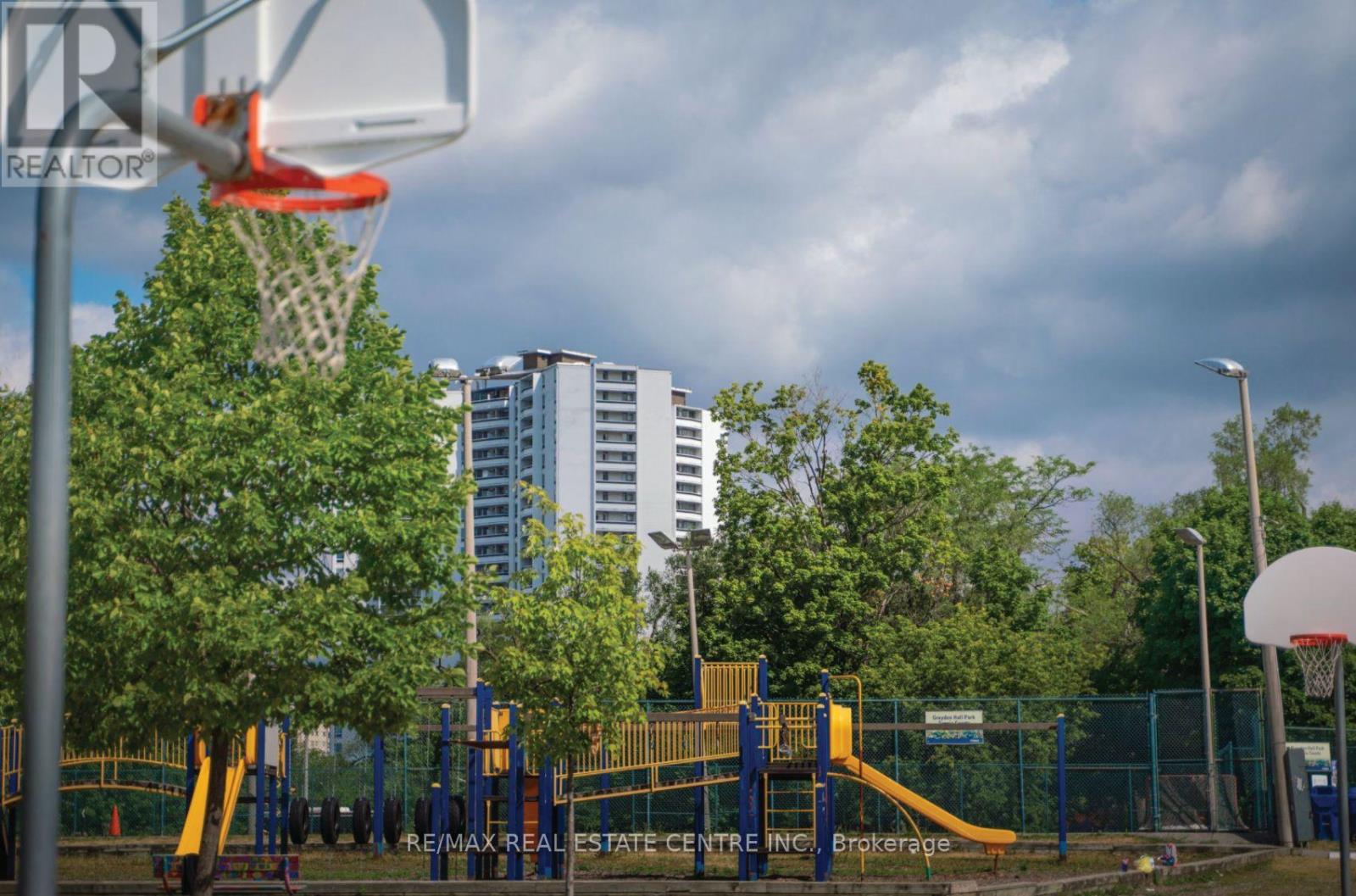 805 - 100 Graydon Hall Drive, Toronto, Ontario  M3A 3A8 - Photo 17 - C12512624