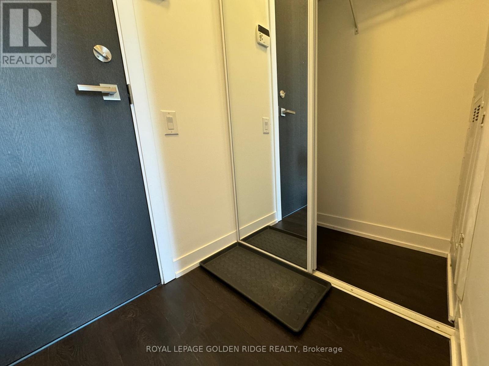 2402 - 365 Church Street, Toronto, Ontario  M5B 1H6 - Photo 10 - C12512626