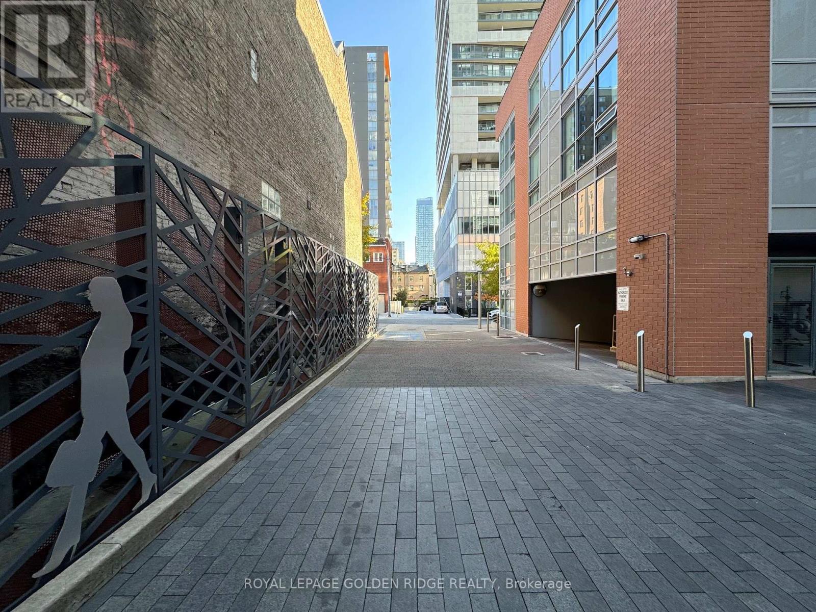 2402 - 365 Church Street, Toronto, Ontario  M5B 1H6 - Photo 15 - C12512626