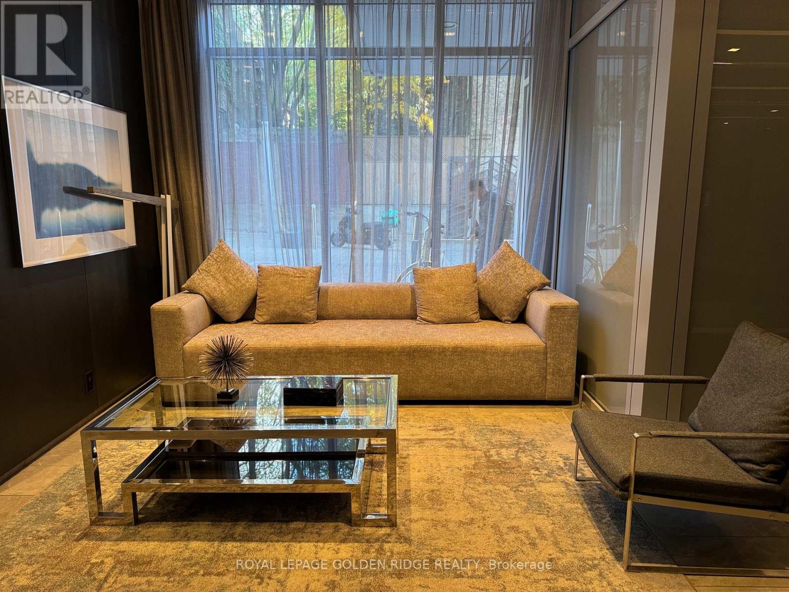 2402 - 365 Church Street, Toronto, Ontario  M5B 1H6 - Photo 2 - C12512626