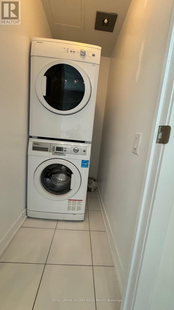 2402 - 365 Church Street, Toronto, Ontario  M5B 1H6 - Photo 8 - C12512626