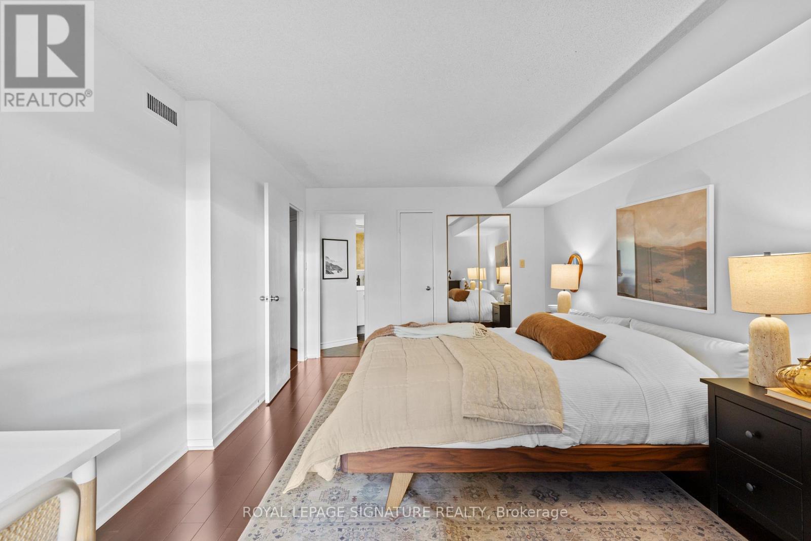 1815 - 1001 Bay Street, Toronto, Ontario  M5S 3A6 - Photo 20 - C12512676