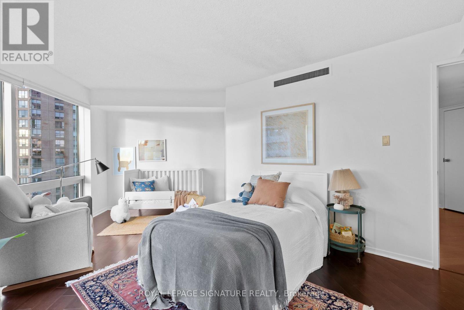 1815 - 1001 Bay Street, Toronto, Ontario  M5S 3A6 - Photo 24 - C12512676