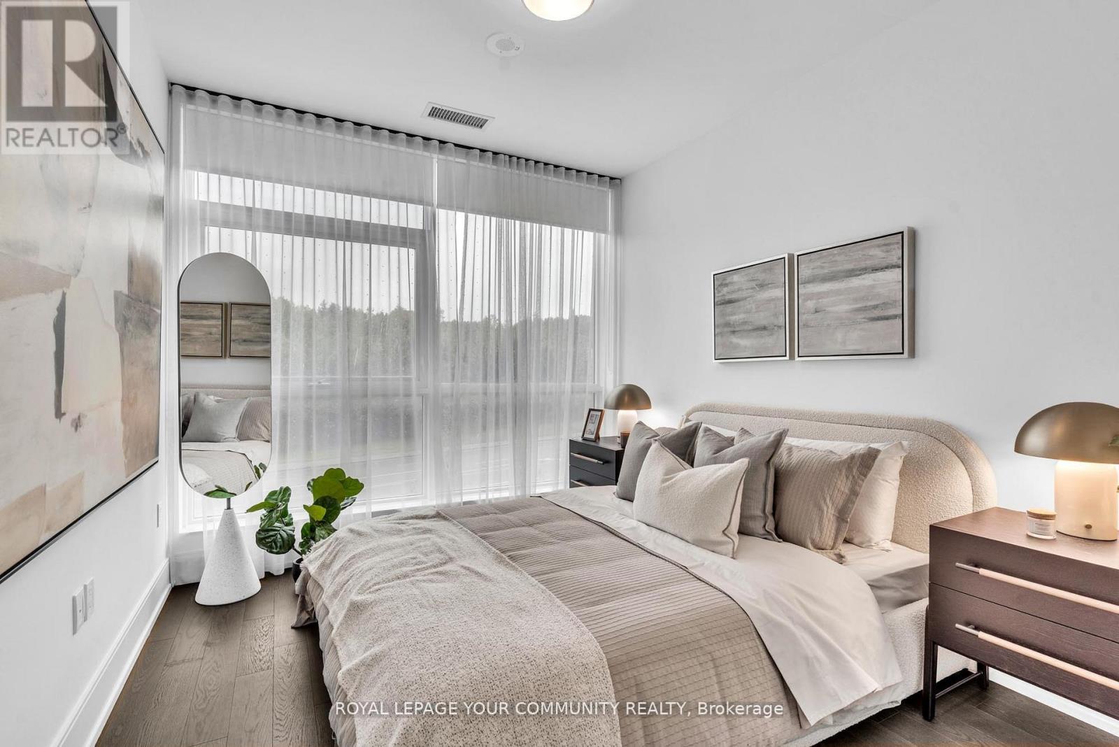 101 - 10 Inn On The Park Drive, Toronto, Ontario  M3C 0P9 - Photo 24 - C12512678