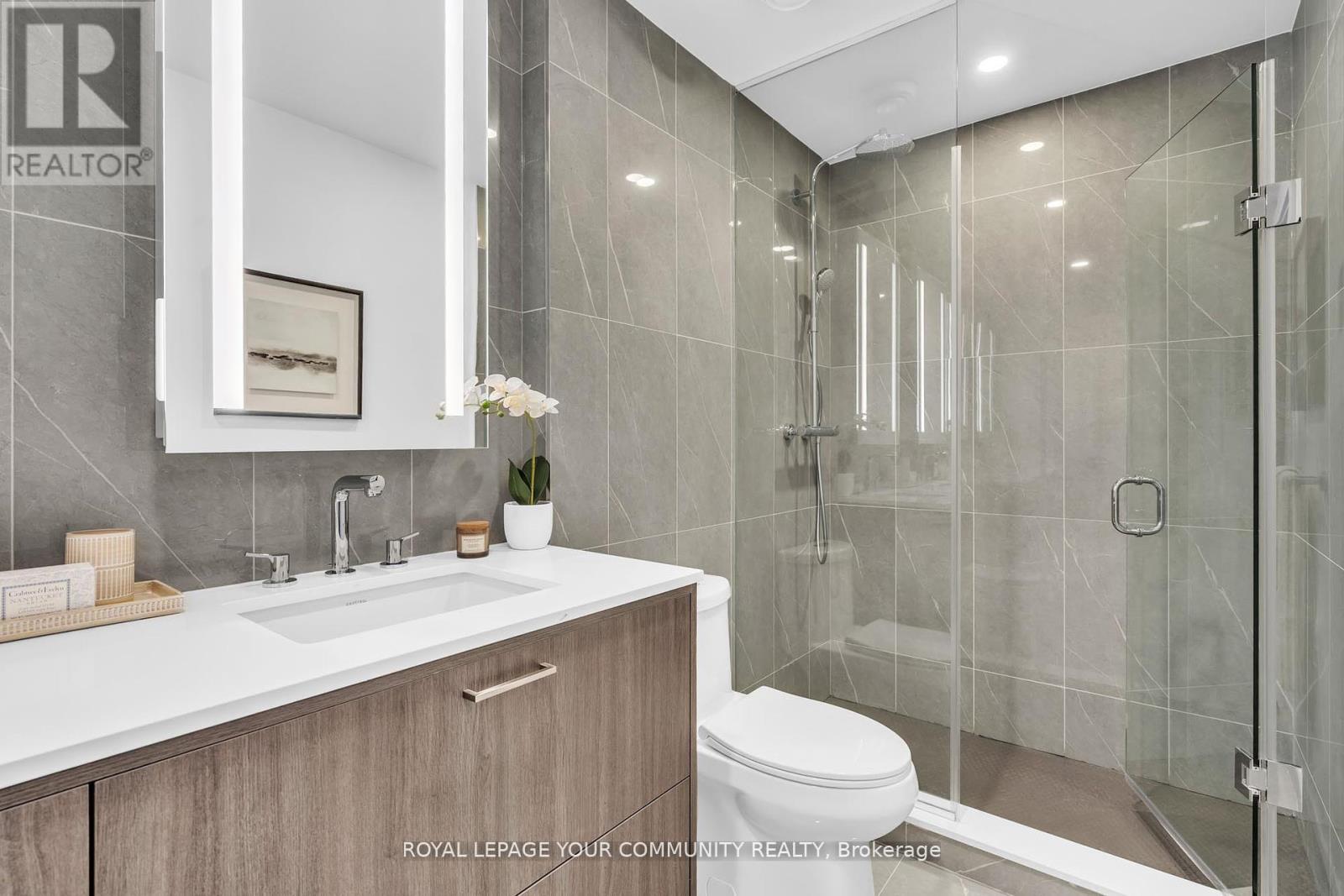 101 - 10 Inn On The Park Drive, Toronto, Ontario  M3C 0P9 - Photo 26 - C12512678