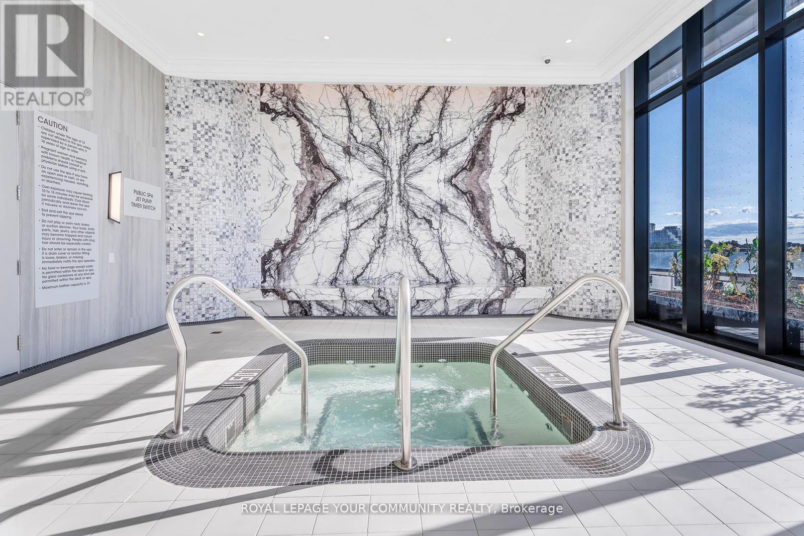 101 - 10 Inn On The Park Drive, Toronto, Ontario  M3C 0P9 - Photo 46 - C12512678