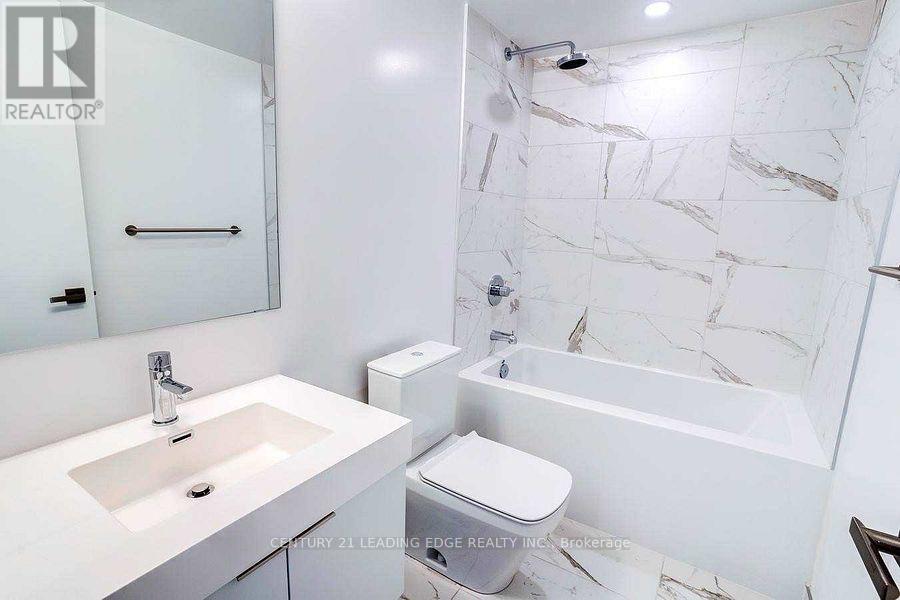 2111 - 99 Foxbar Road, Toronto, Ontario  M4V 0B2 - Photo 18 - C12512692