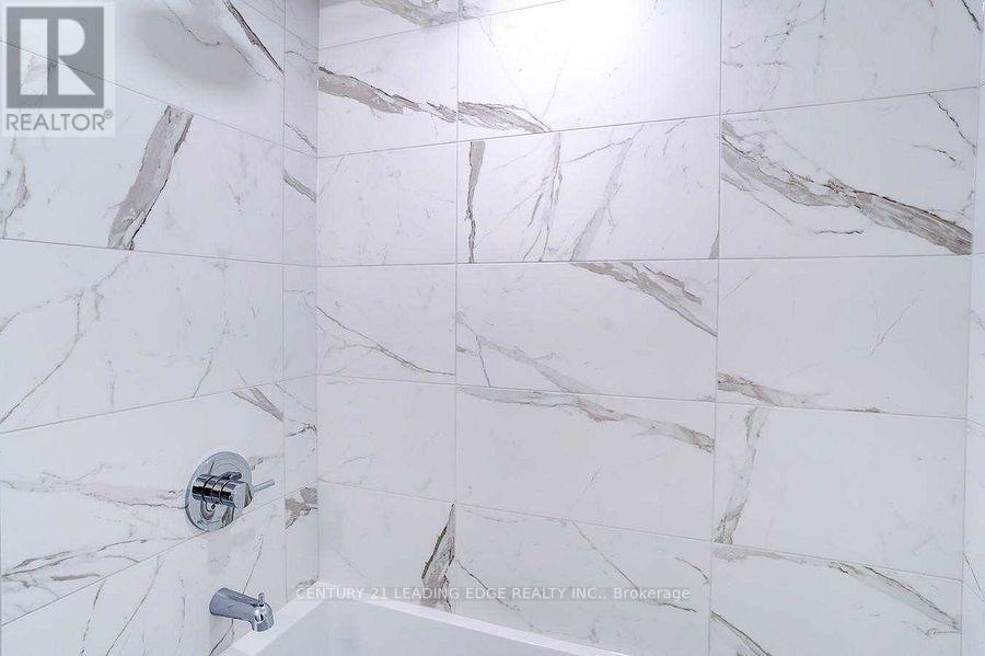 2111 - 99 Foxbar Road, Toronto, Ontario  M4V 0B2 - Photo 19 - C12512692