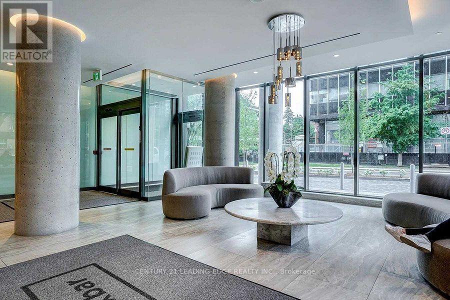 2111 - 99 Foxbar Road, Toronto, Ontario  M4V 0B2 - Photo 3 - C12512692