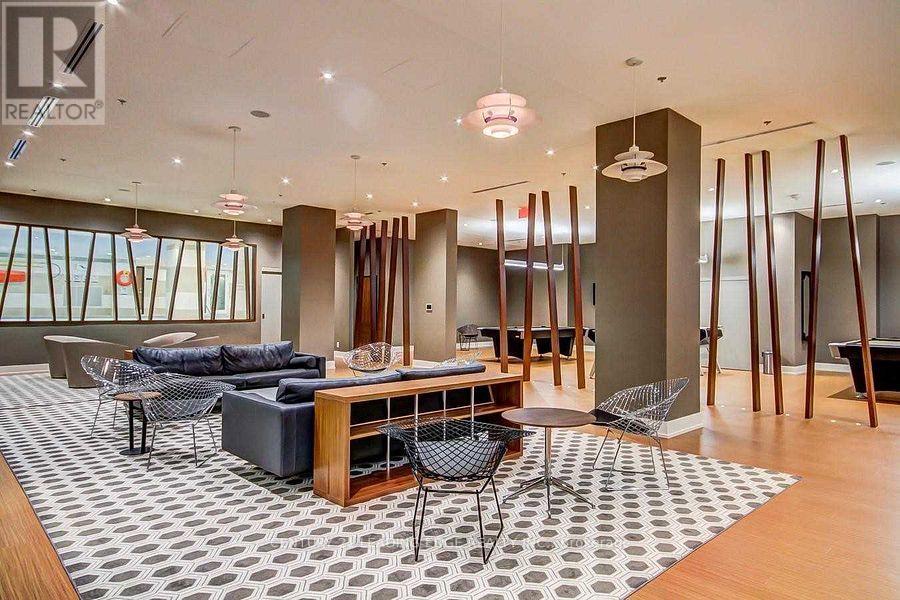 2111 - 99 Foxbar Road, Toronto, Ontario  M4V 0B2 - Photo 32 - C12512692