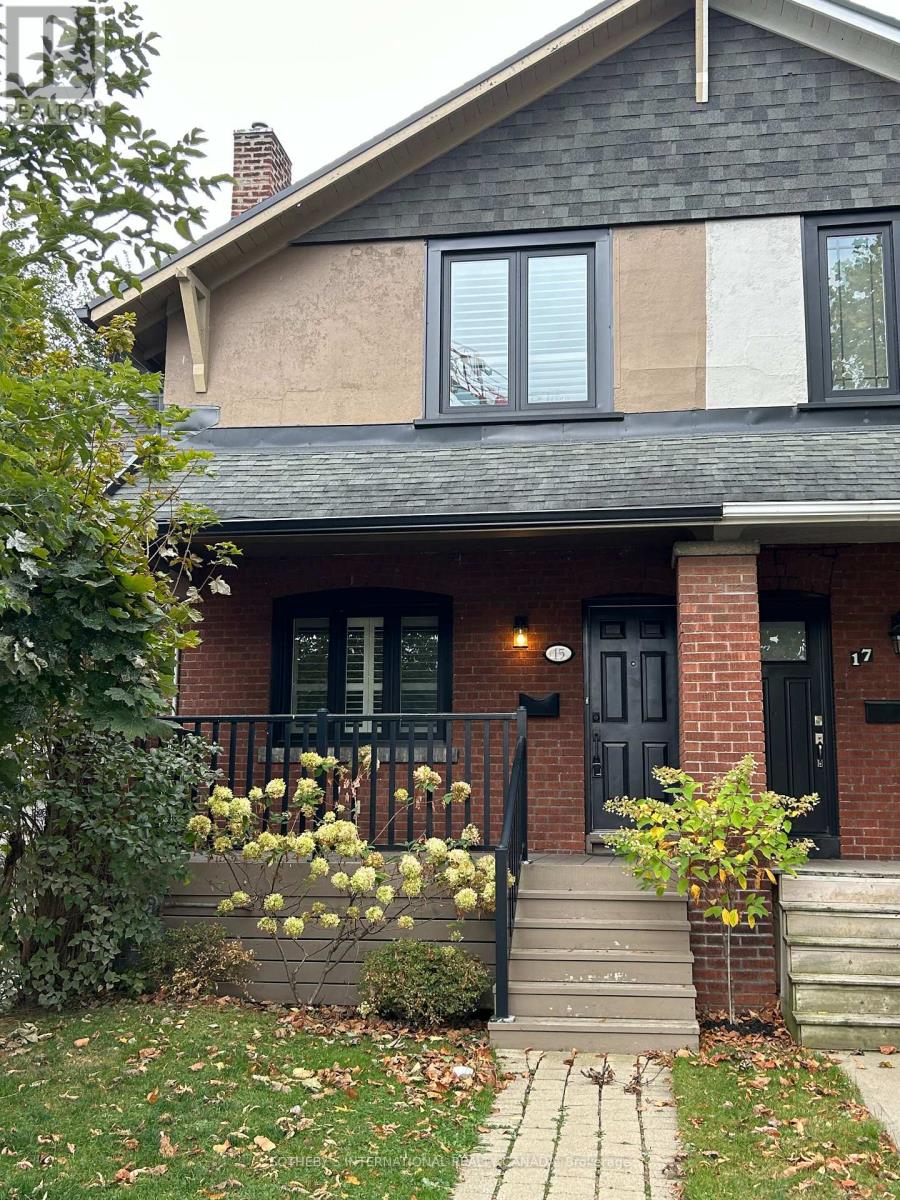 Upper - 15 Castlefield Avenue, Toronto, Ontario  M4R 1G3 - Photo 1 - C12512738