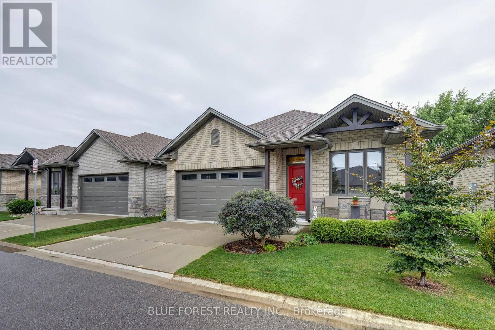 81 - 9 Dausett Drive, Middlesex Centre, Ontario  N0L 1R0 - Photo 2 - X12512950