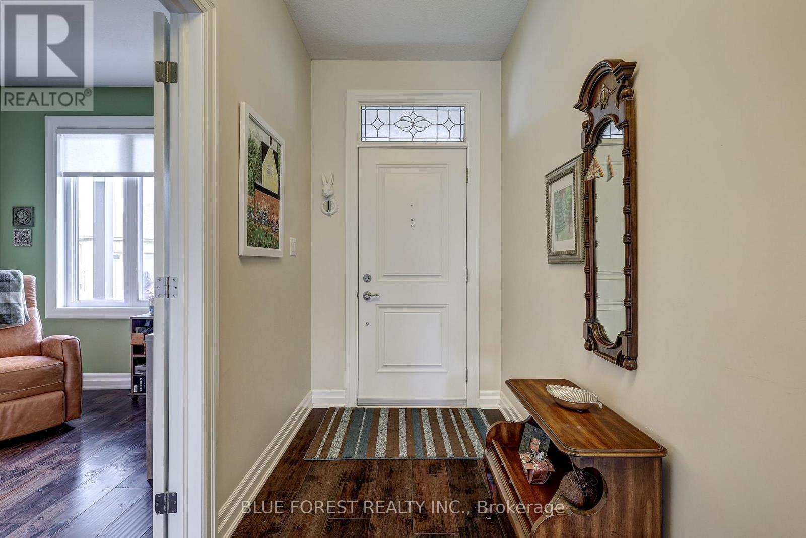 81 - 9 Dausett Drive, Middlesex Centre, Ontario  N0L 1R0 - Photo 4 - X12512950