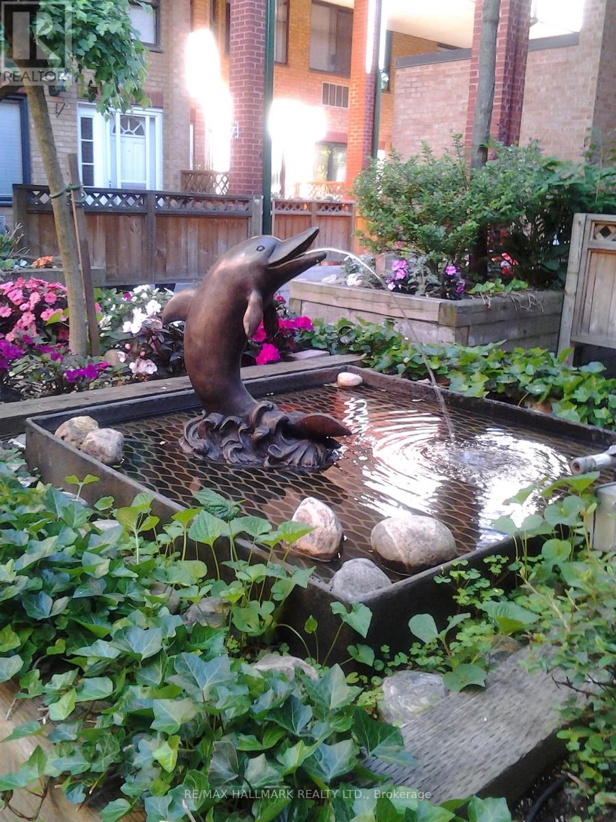 #10 - 2112 Queen Street E, Toronto, Ontario  M4E 1E2 - Photo 30 - E12512610