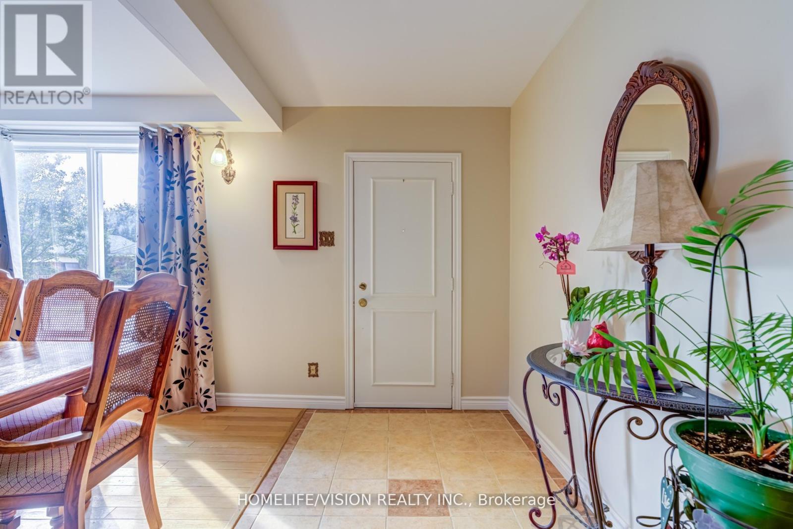 103 Gladstone Avenue, Oshawa, Ontario  L1J 4E4 - Photo 5 - E12512652