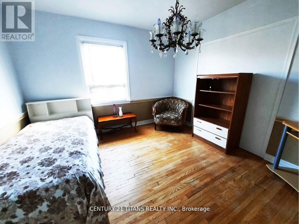 3 Saugeen Crescent, Toronto, Ontario  M1K 3M8 - Photo 11 - E12512680