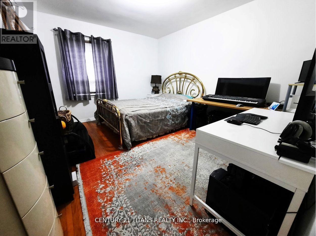 3 Saugeen Crescent, Toronto, Ontario  M1K 3M8 - Photo 14 - E12512680