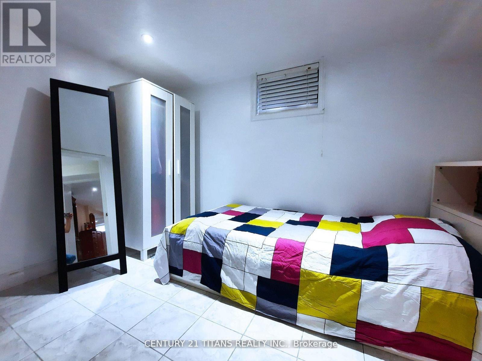 3 Saugeen Crescent, Toronto, Ontario  M1K 3M8 - Photo 22 - E12512680