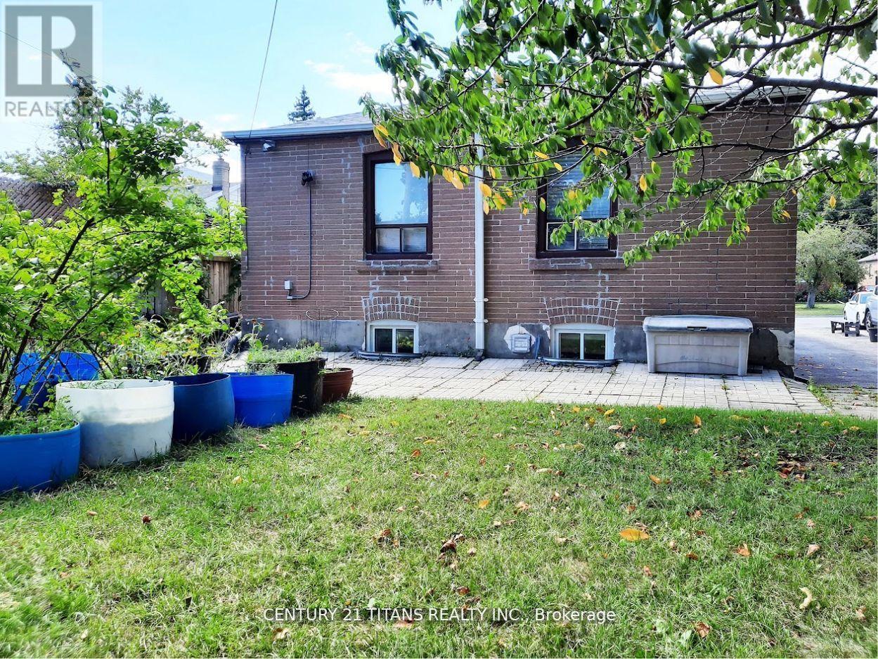 3 Saugeen Crescent, Toronto, Ontario  M1K 3M8 - Photo 27 - E12512680