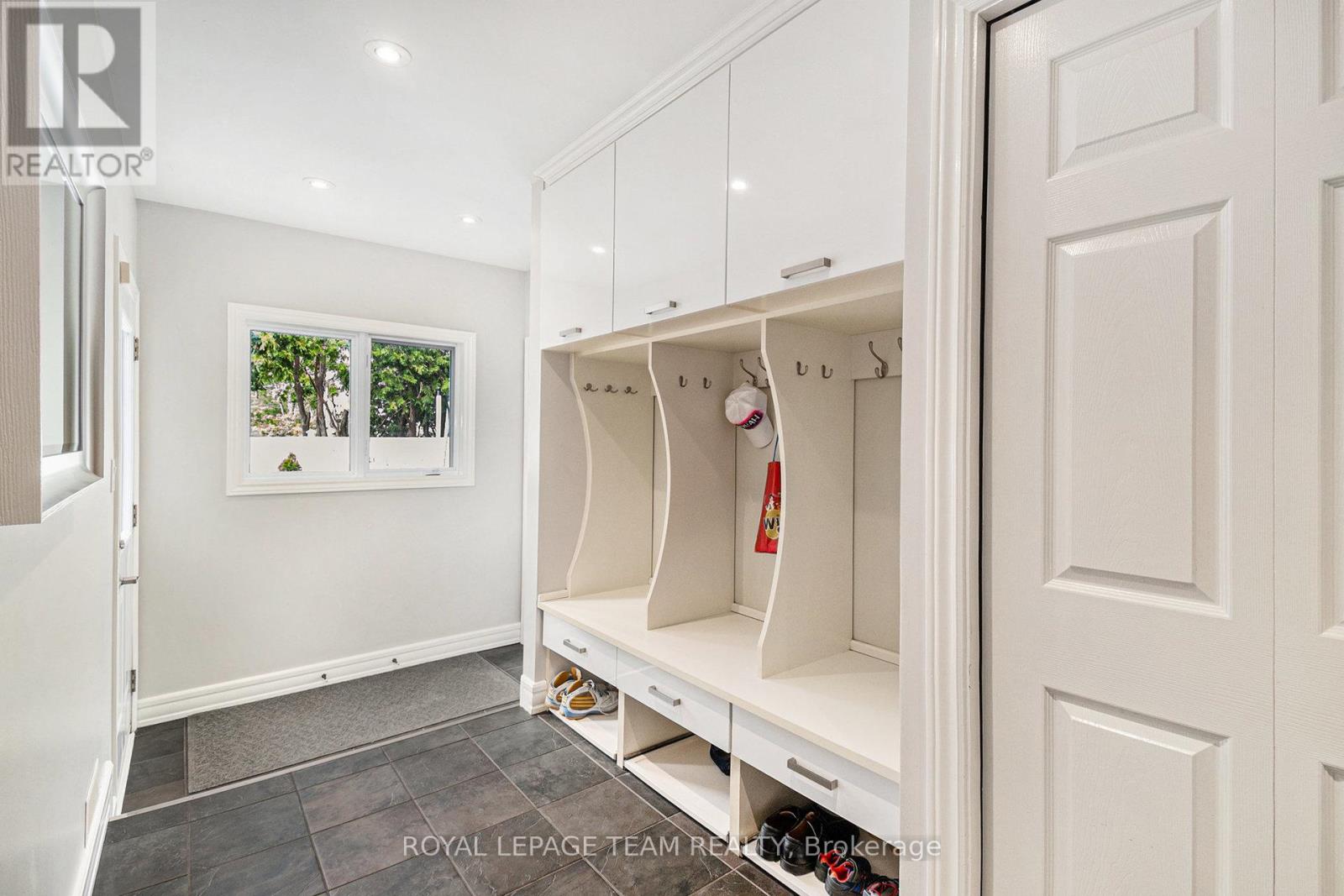 50 Kilbarry Crescent, Ottawa, Ontario  K1K 0H1 - Photo 13 - X12512750