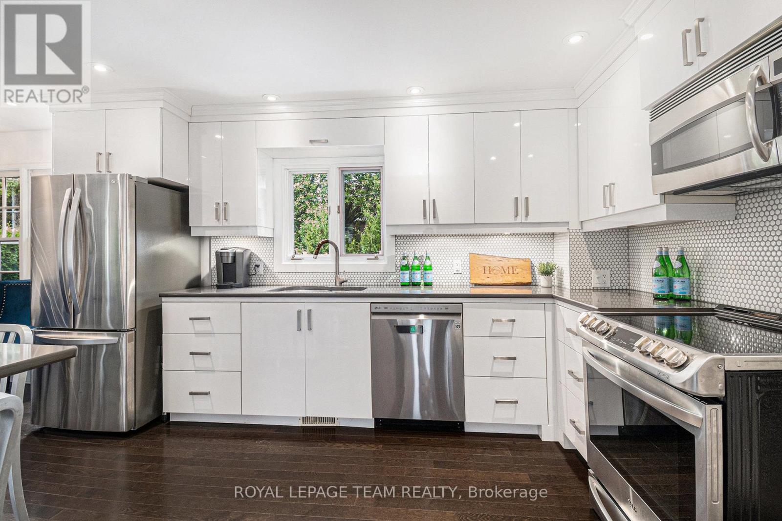 50 Kilbarry Crescent, Ottawa, Ontario  K1K 0H1 - Photo 9 - X12512750