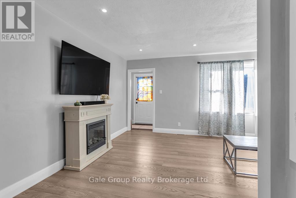 825 Maple Avenue, Woodstock, Ontario  N4S 2A5 - Photo 10 - X12512912