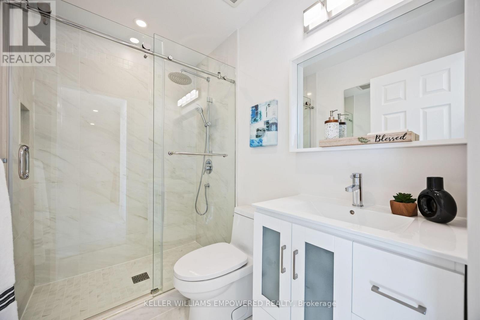 109 Legends Way, Markham, Ontario  L3R 6A6 - Photo 24 - N12512700