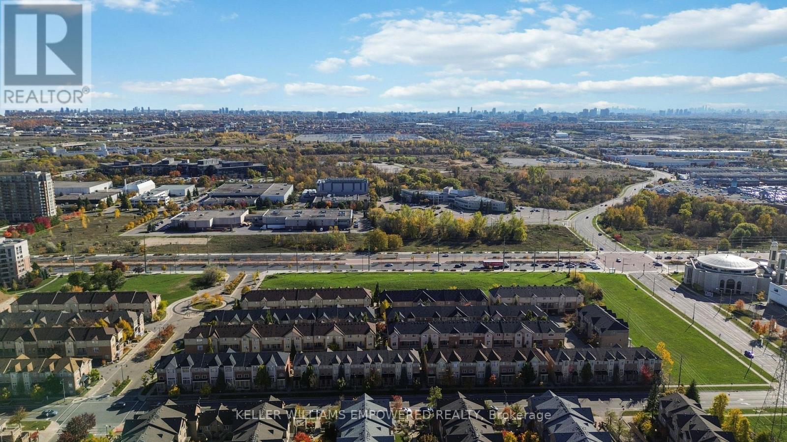 109 Legends Way, Markham, Ontario  L3R 6A6 - Photo 4 - N12512700