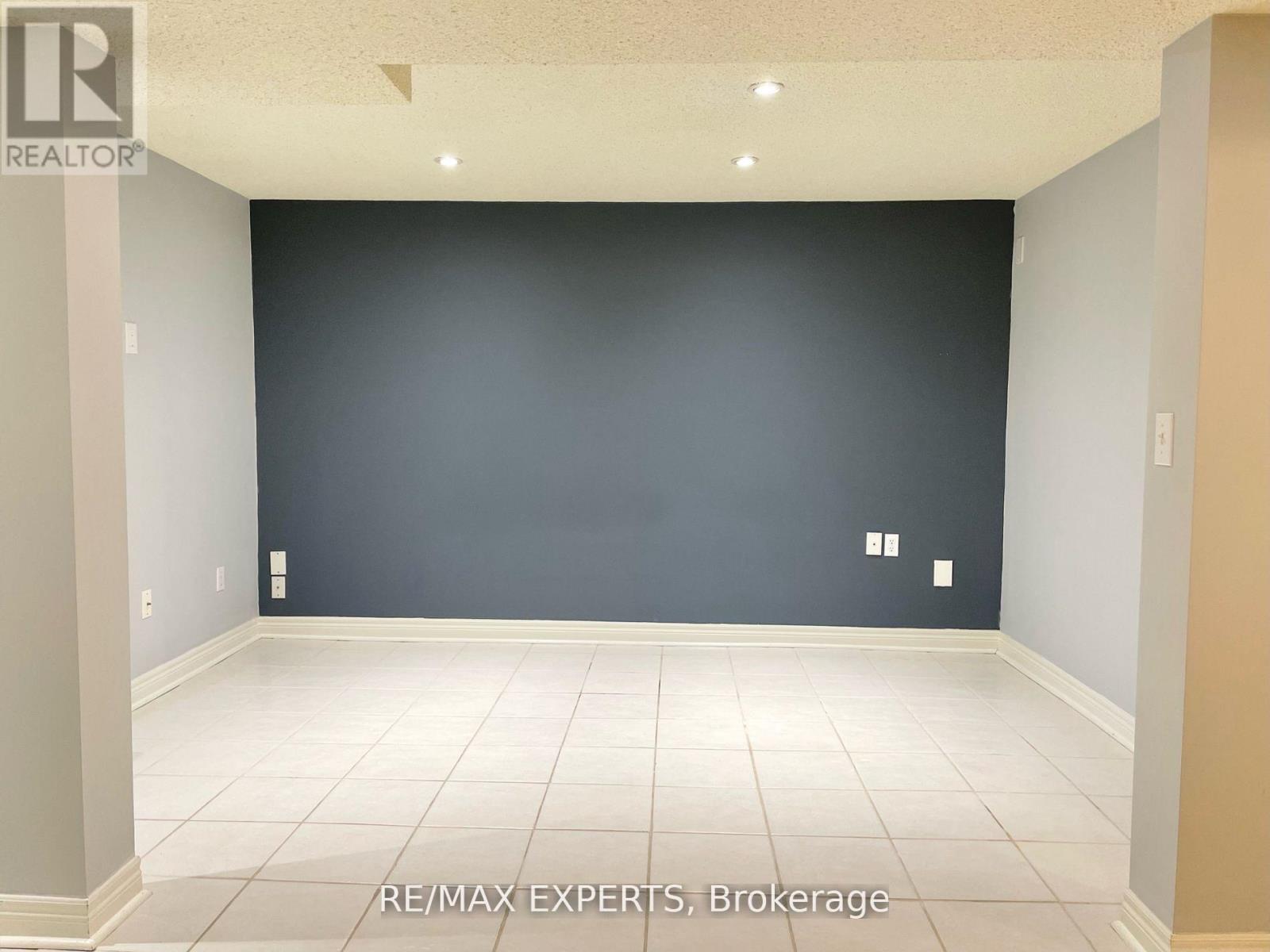 Bsmt - 12 Fonteselva Avenue, Vaughan, Ontario  L4H 2R9 - Photo 4 - N12512744