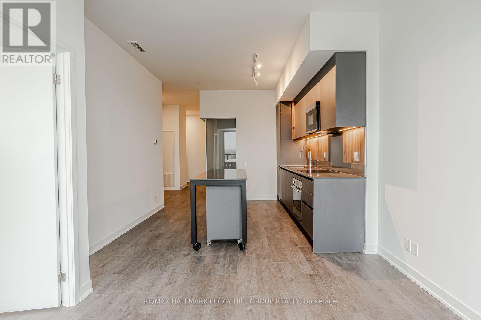 1001 - 39 Mary Street, Barrie (City Centre), Ontario  L4N 1S9 - Photo 3 - S12512644