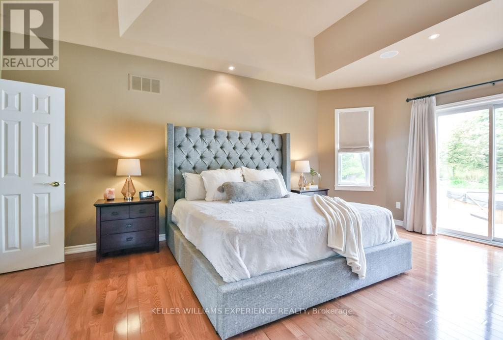 29 Basswood Circle, Oro-Medonte (Shanty Bay), Ontario  L0L 2L0 - Photo 21 - S12512654