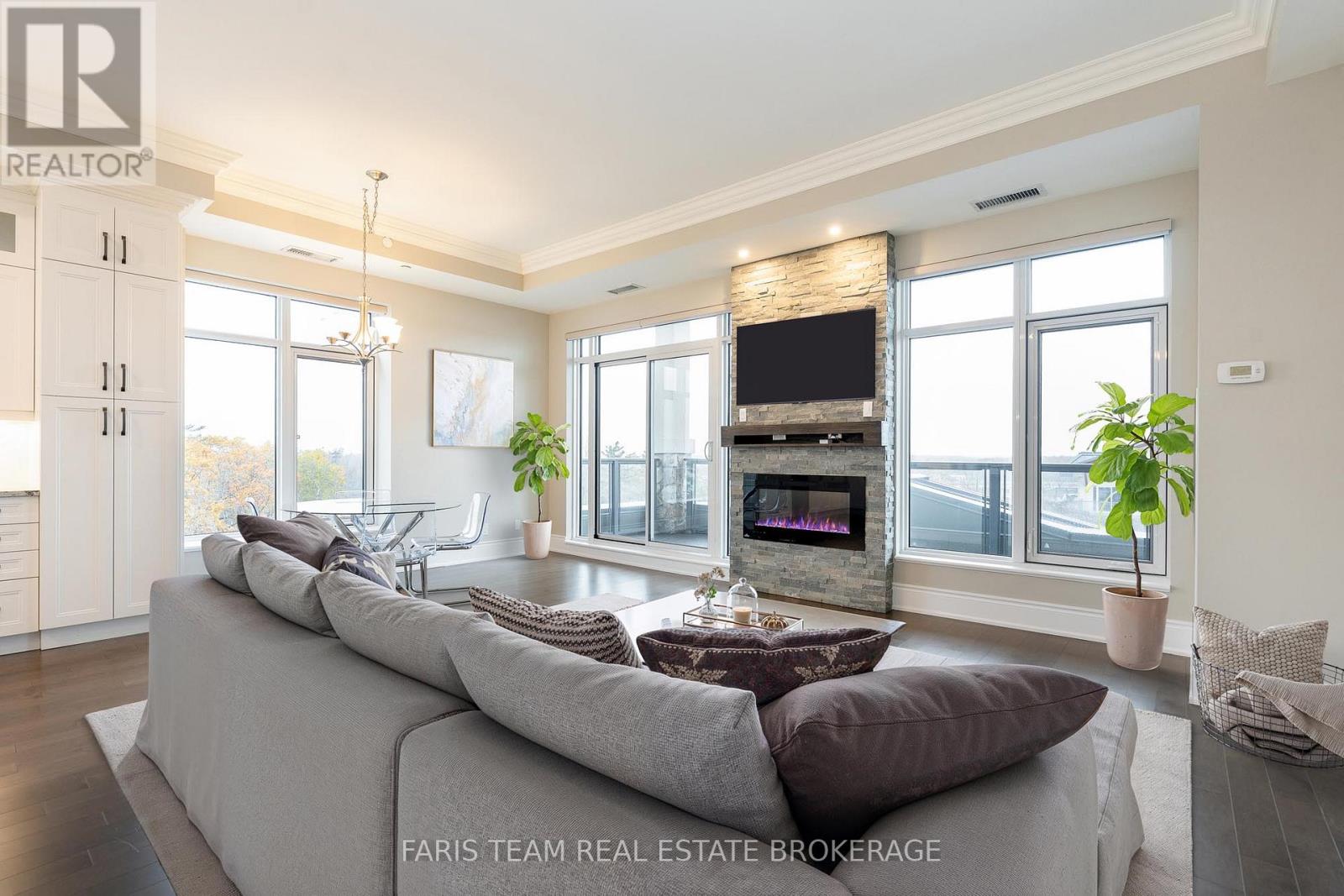 703 - 90 Orchard Point Road, Orillia, Ontario L3V 8K4 - Photo 12 - S12512718