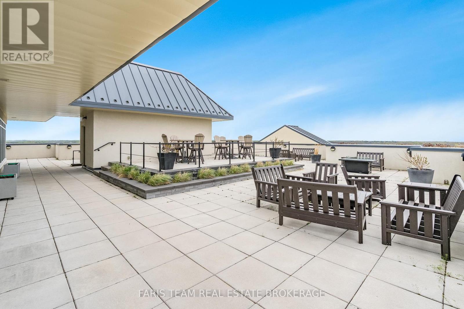 703 - 90 Orchard Point Road, Orillia, Ontario L3V 8K4 - Photo 37 - S12512718