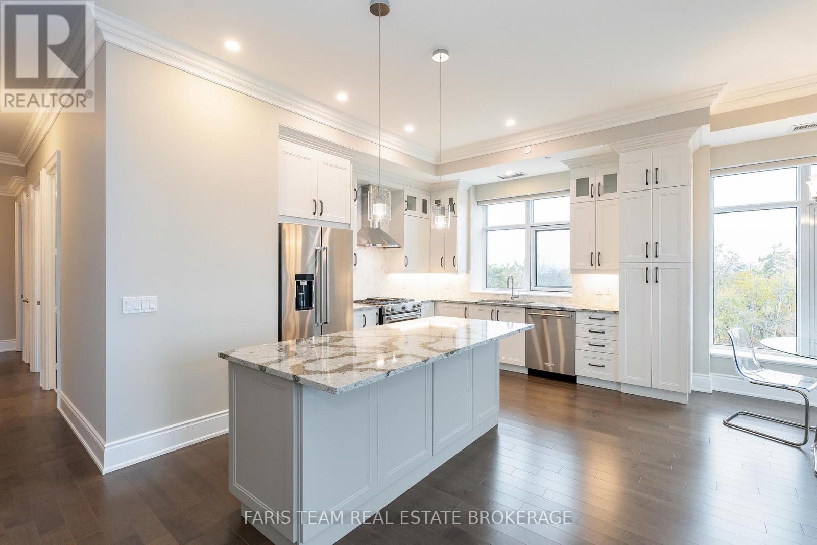 703 - 90 Orchard Point Road, Orillia, Ontario L3V 8K4 - Photo 6 - S12512718