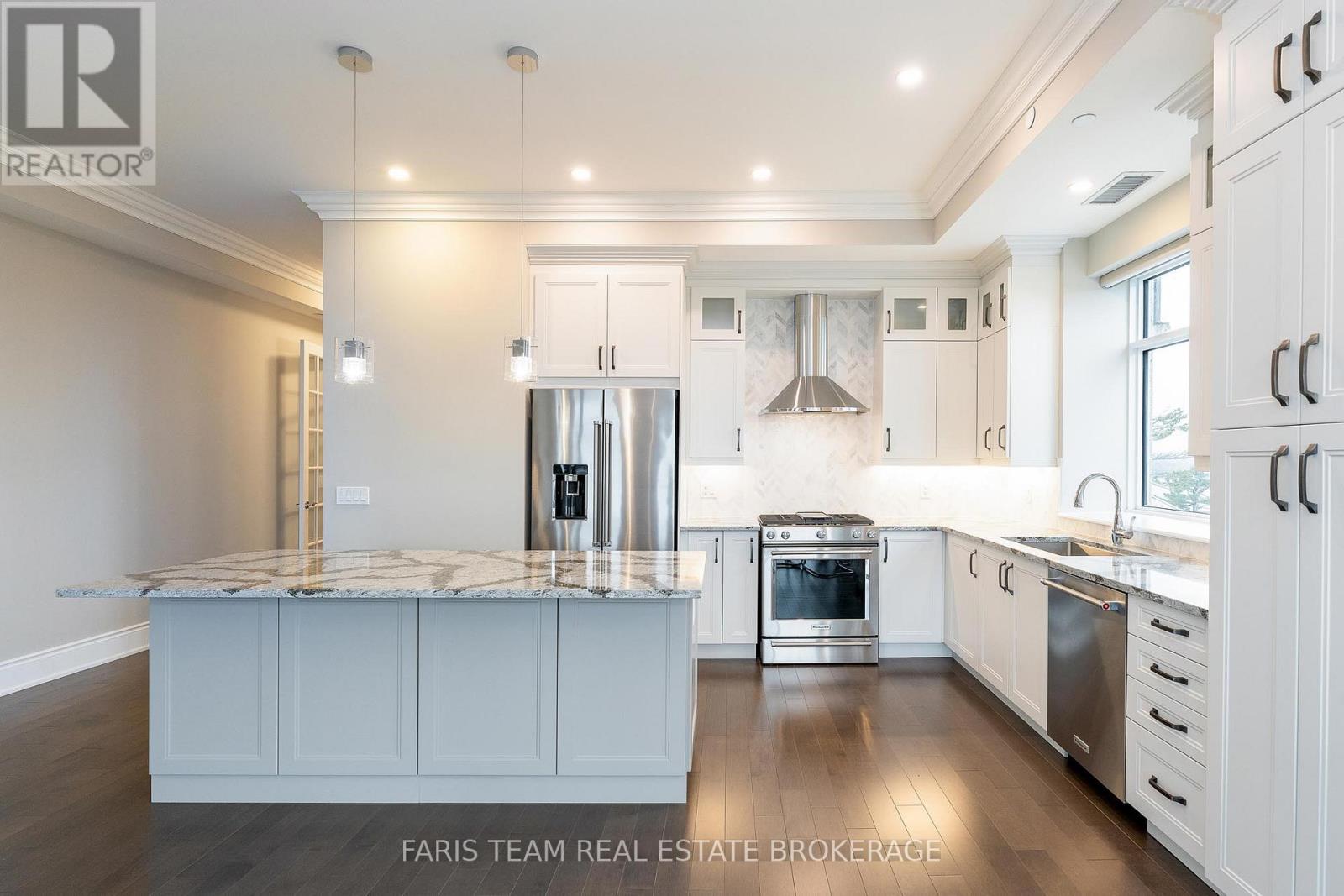 703 - 90 Orchard Point Road, Orillia, Ontario L3V 8K4 - Photo 7 - S12512718