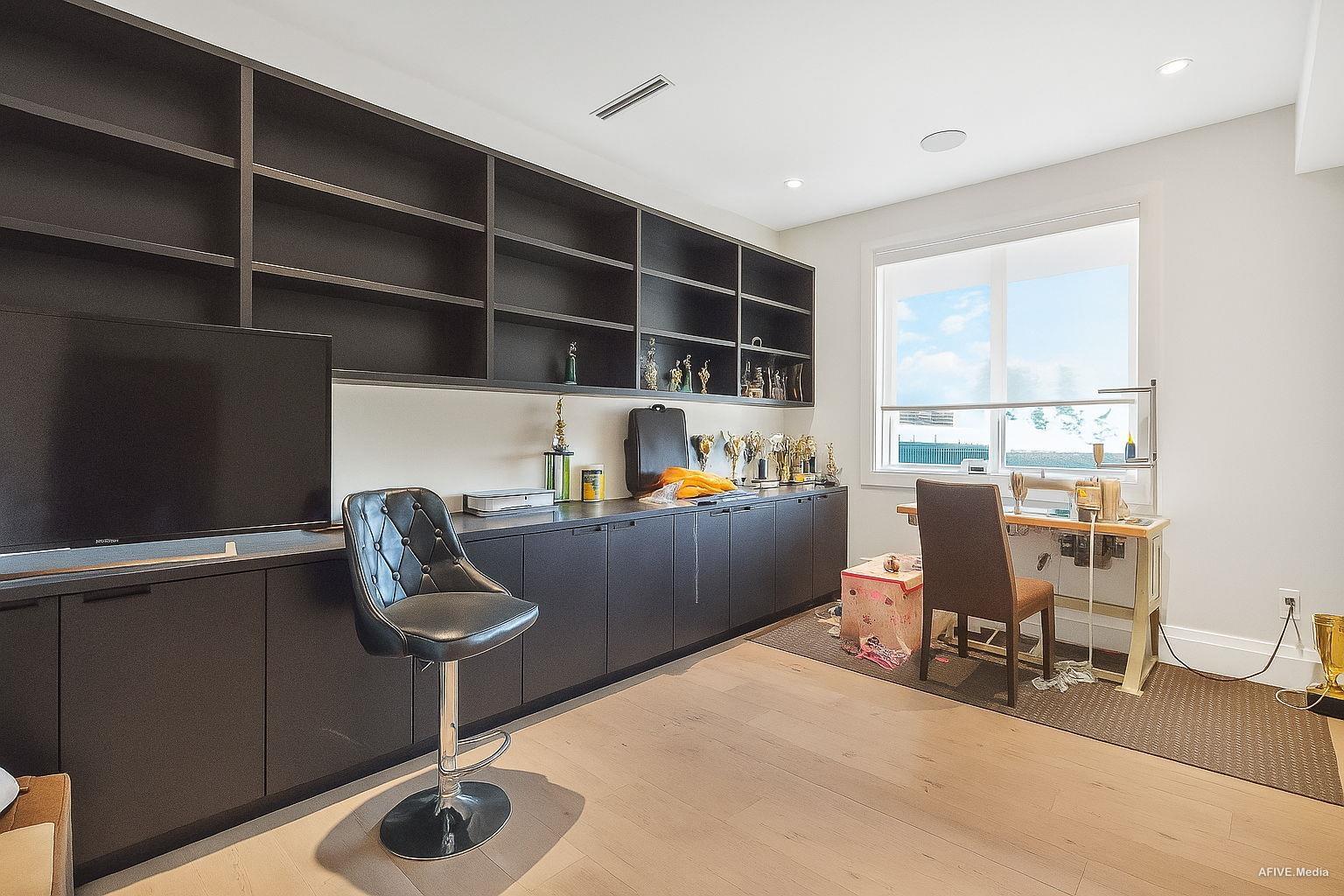 9376 164 Street, Surrey, British Columbia V4N 3C8 - Photo 35 - R3064856