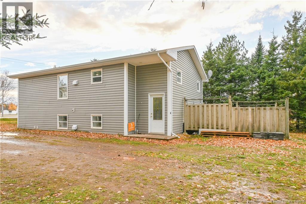 8179 313 Route, Petite-Rivière-De-I'lle, New Brunswick  E8T 1W6 - Photo 3 - NB129712