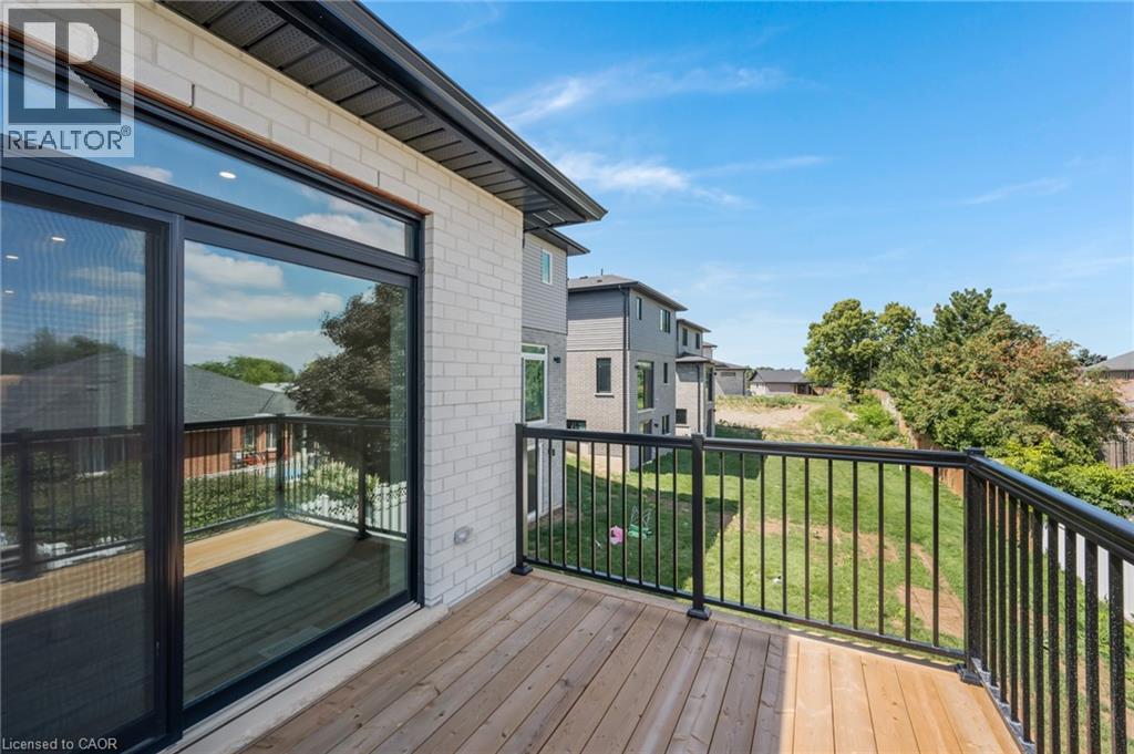 52 Moon Crescent, Cambridge, Ontario N1S 5A7 - Photo 26 - 40769221