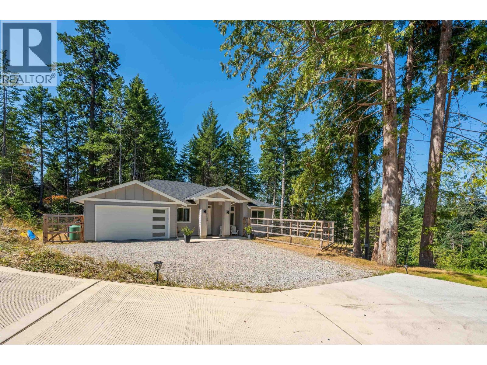 11120 Sunshine Coast Highway, Pender Harbour, British Columbia  V7Z 1B9 - Photo 38 - R3030724