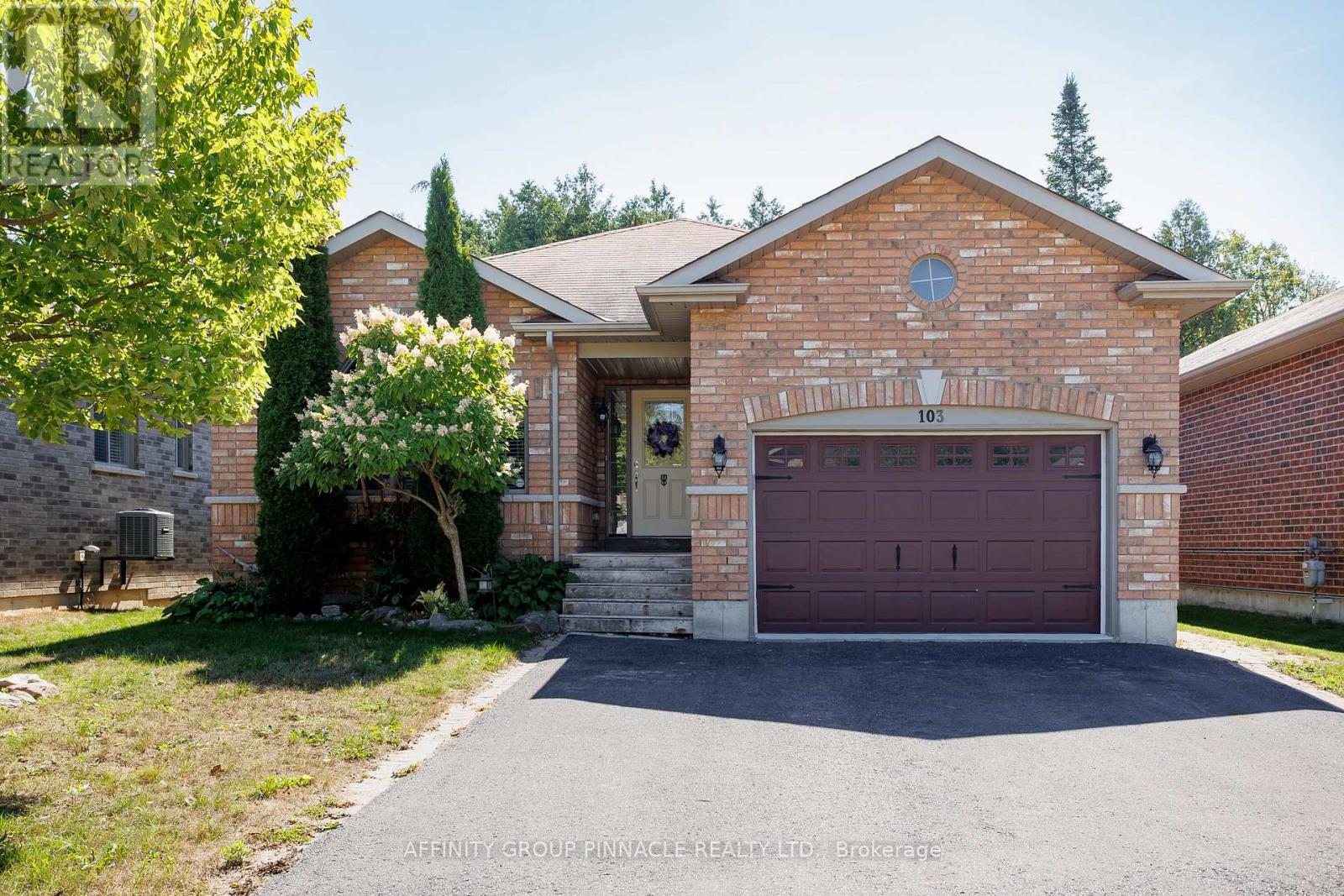 103 Cook Street, Kawartha Lakes, Ontario K9V 0K8 - Photo 1 - X12512822