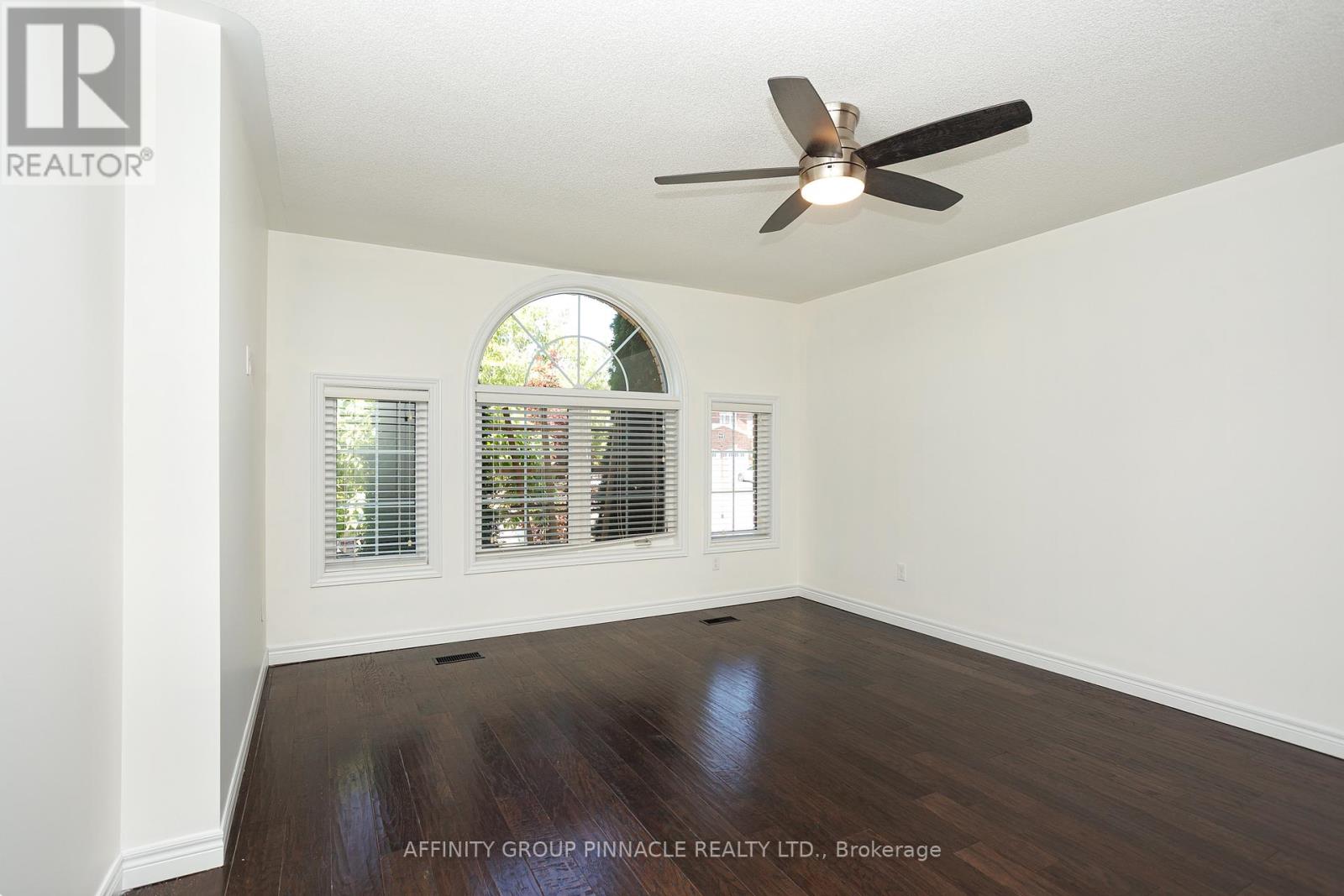 103 Cook Street, Kawartha Lakes, Ontario K9V 0K8 - Photo 10 - X12512822